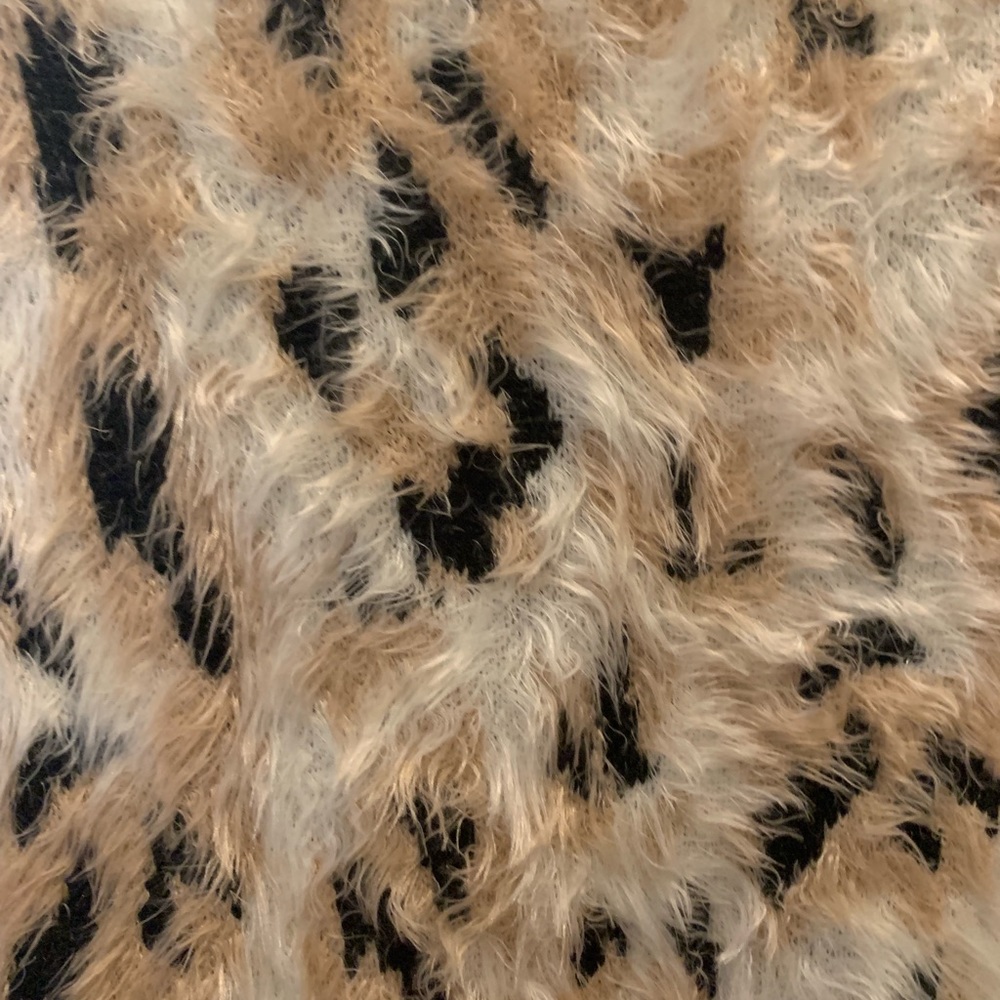 Mink Pink cozy cardigan sweater. - Picture 5 of 5